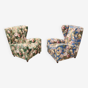 Paire vintage de fauteuils à oreilles en tissu floral authentique par Paolo Buffa Italie