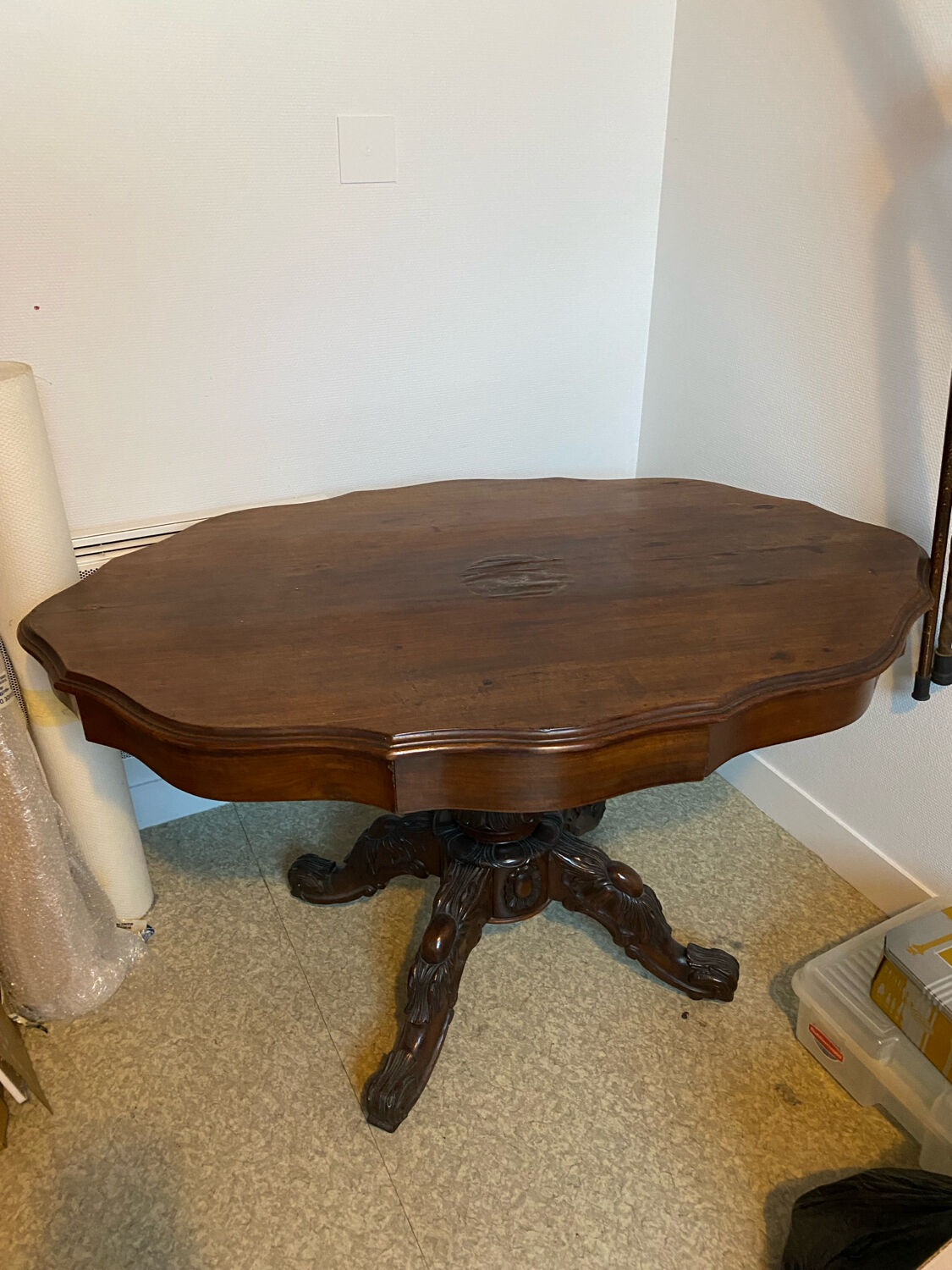 Antique dining table - 1850