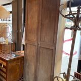Administrative cabinet