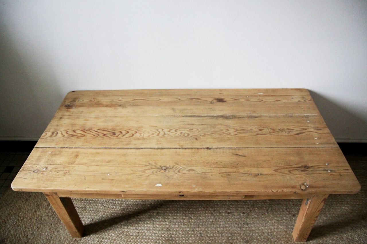 Table basse de ferme en bois