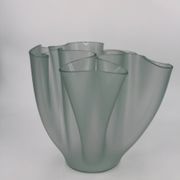 Glass Vase, "Cartoccio" model by Pietro Chiesa for Fontana Arte