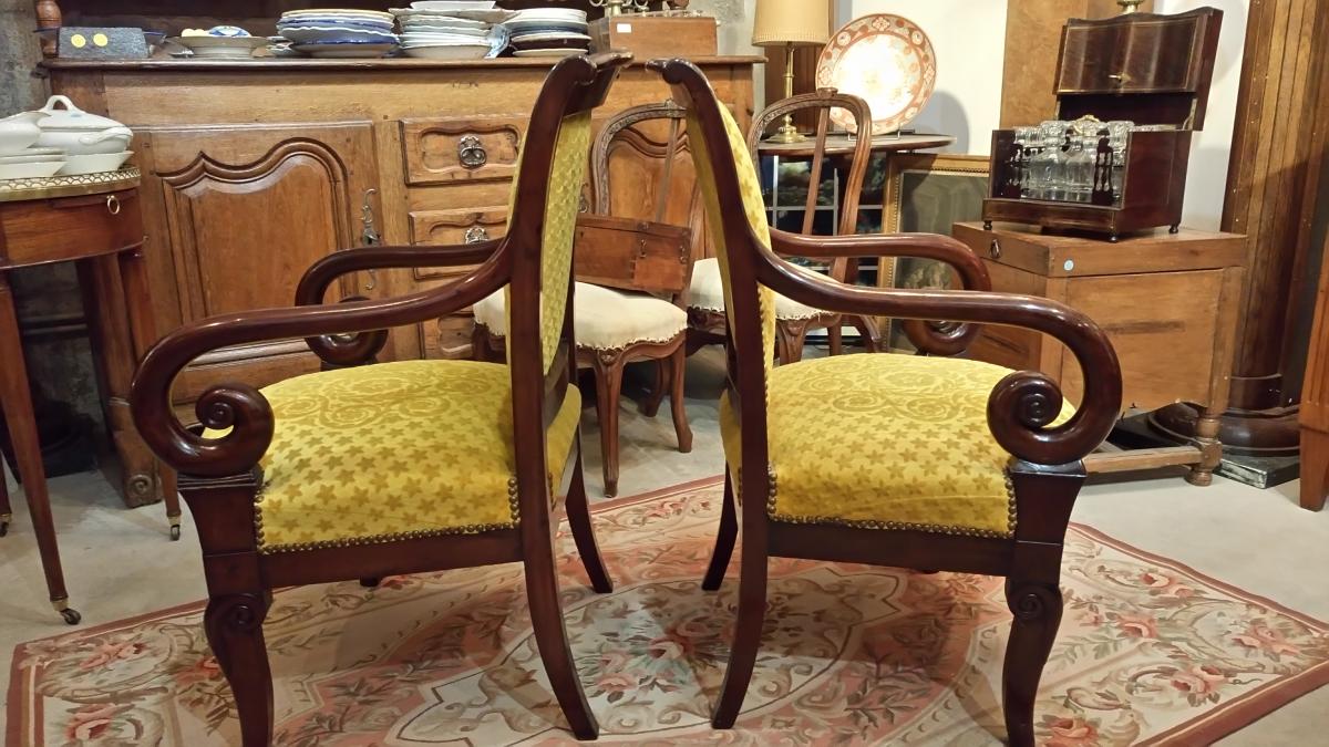 Pair of lacrosse XIX mahogany chairs