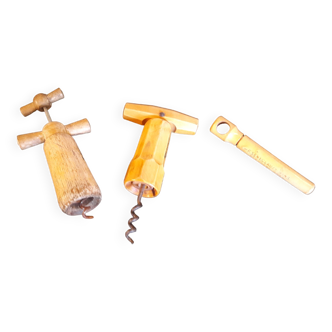 Set of three corkscrews