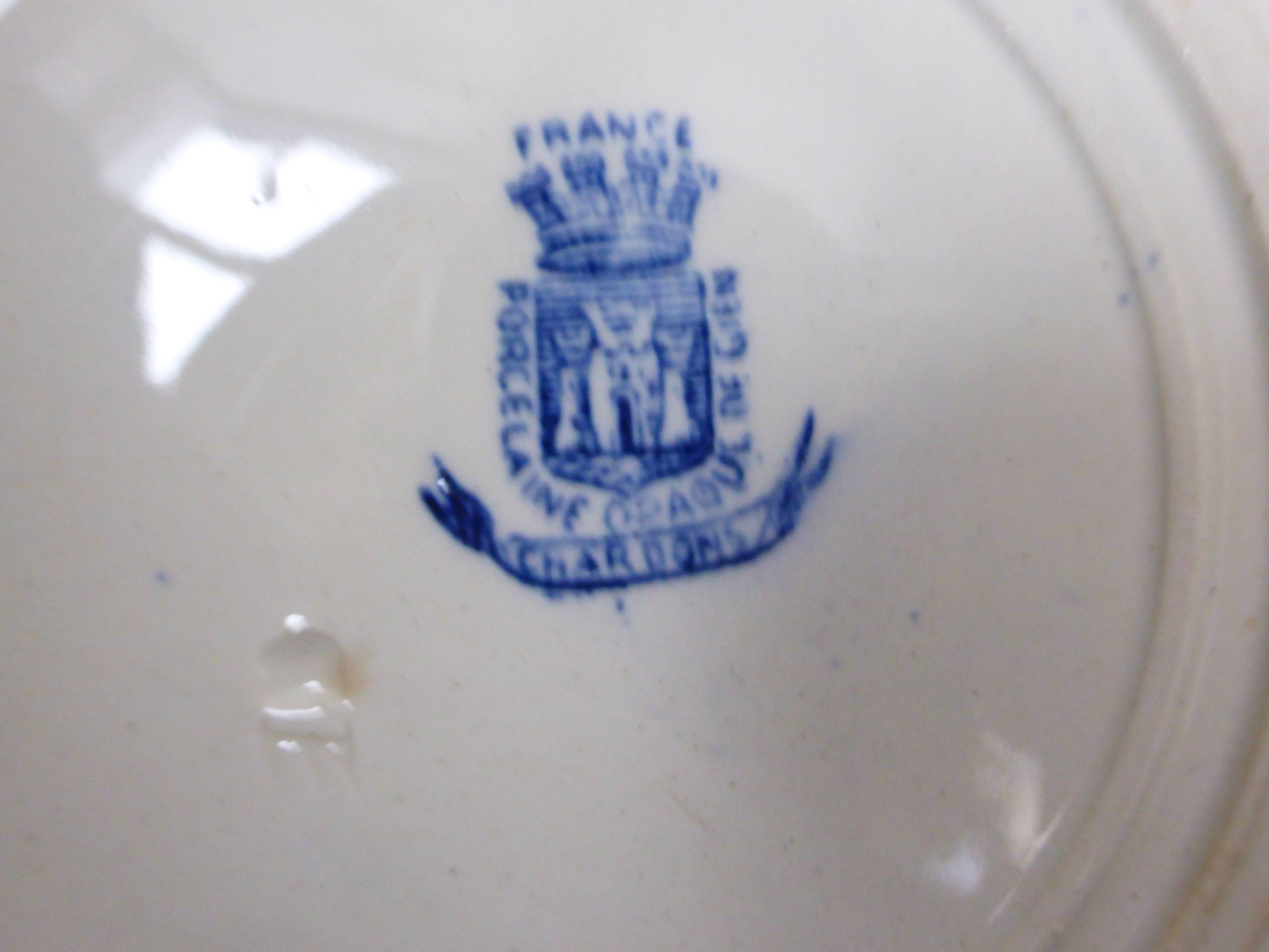 6 Gien Chardons soup plates (12)