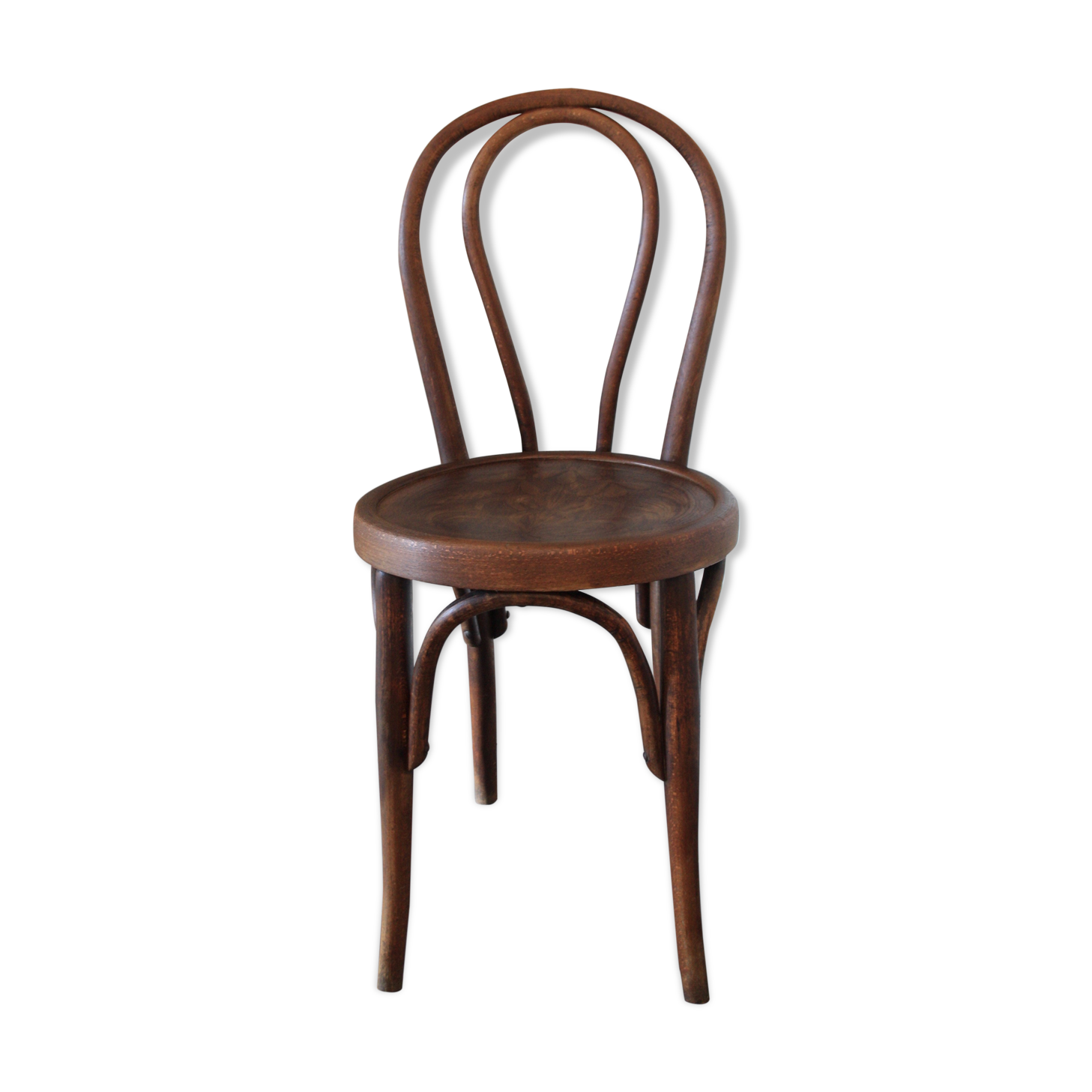Thonet bistro chair N°18 curved wood-relief pattern on the seat