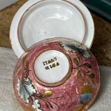 Candy dish in slip