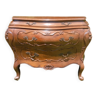 Tomb chest of drawers