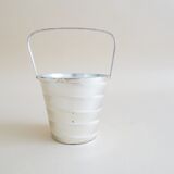 Ice cooler with glass insert
