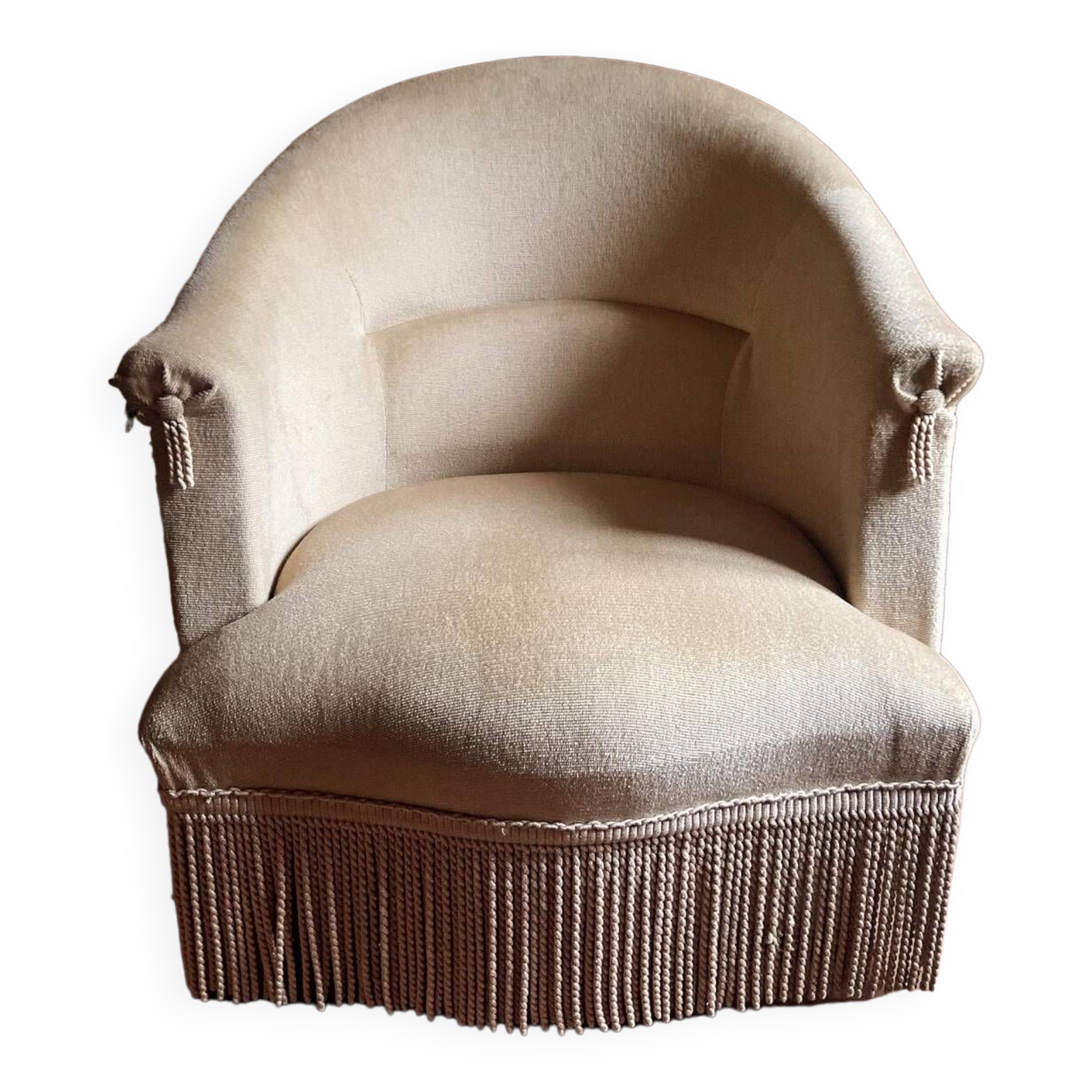 Old toad armchair in beige velvet