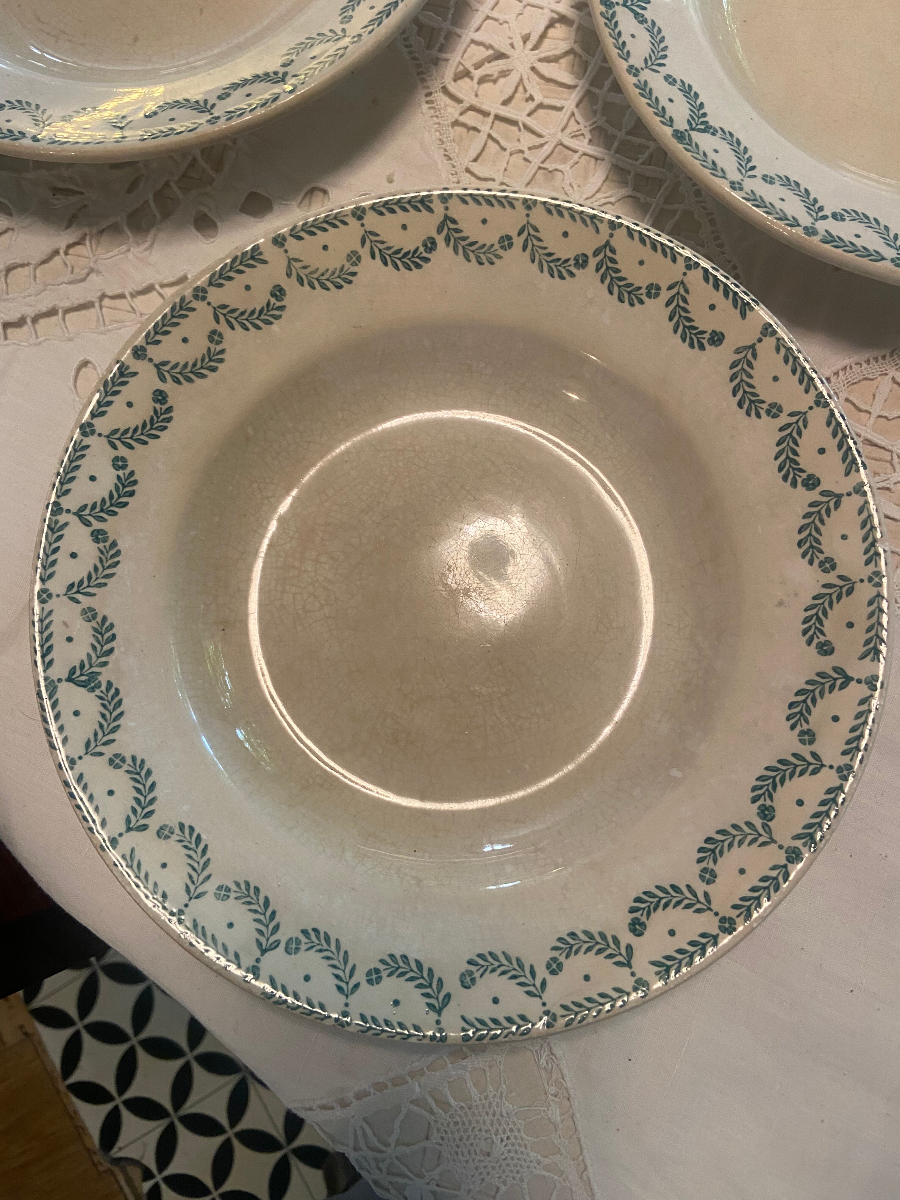 Vintage ceramic 12 plates and 3 plates