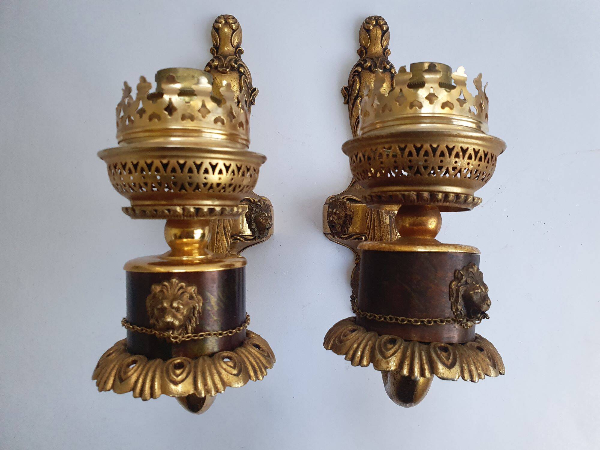Paire d'appliques murales en bronze style Empire anciennes