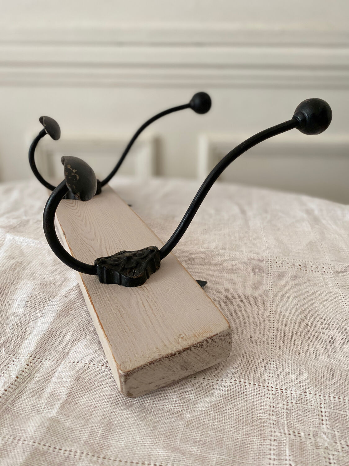 Hook 2 branches wood and metal