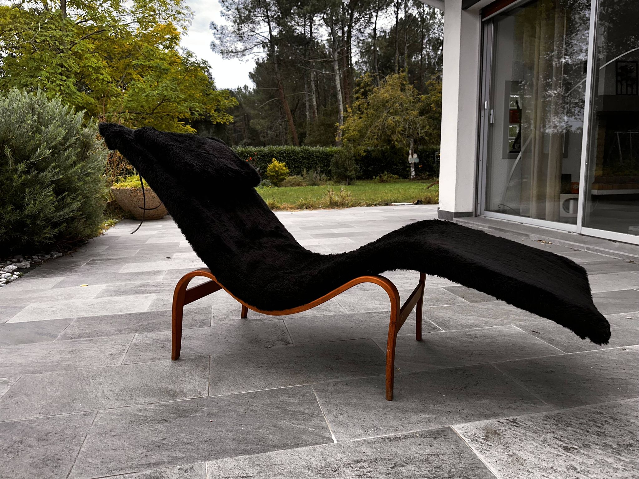 Model 36 lounge chair called "Pernilla" by Bruno Mathsson