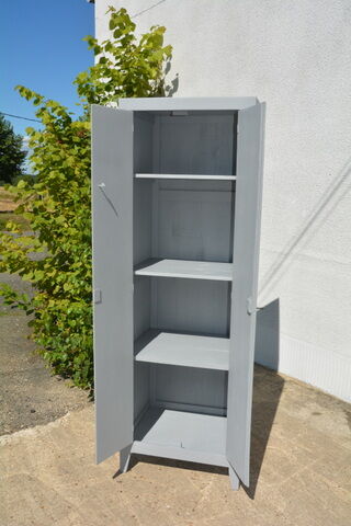 Armoire des années 60
