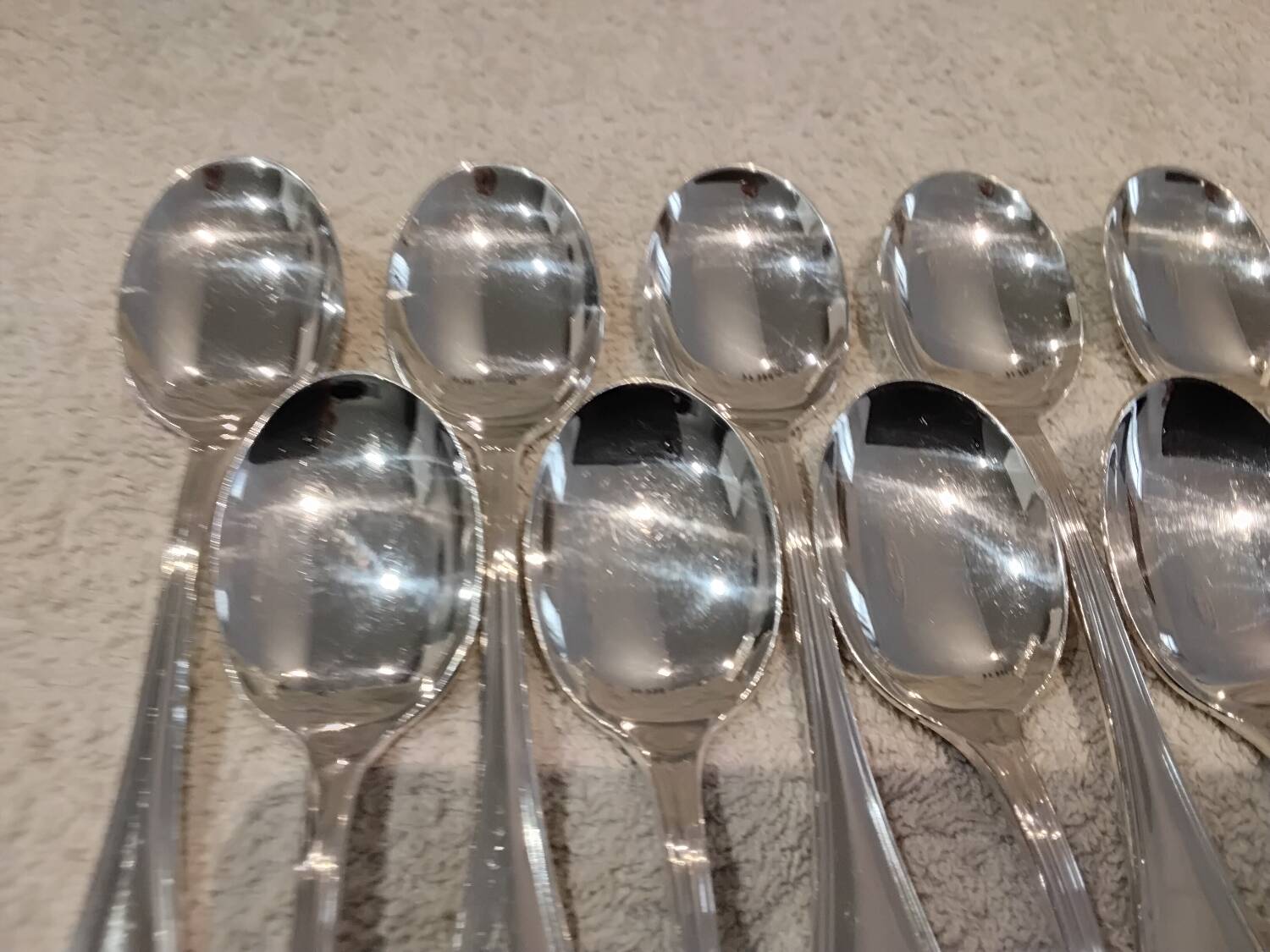 11 pelles à glace métal argenté orfèvre Christofle modèle Albi 13,2cm