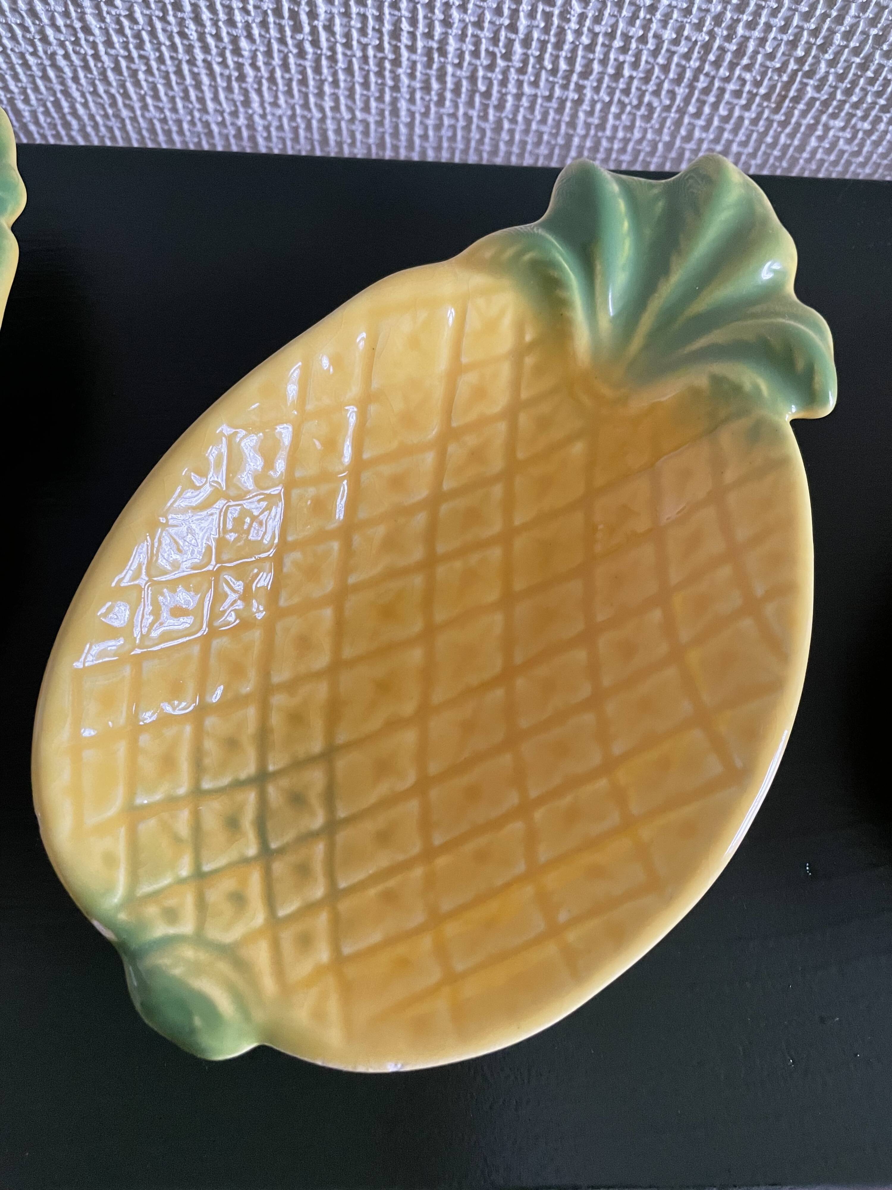Pineapple cups