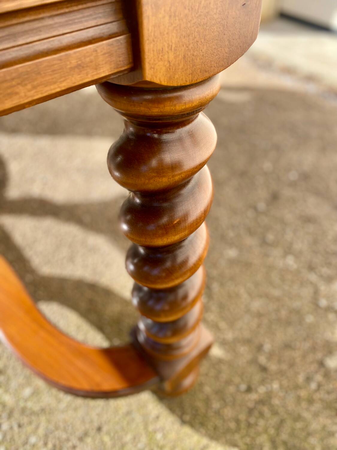Rustic extendable French farmhouse table, Louis XIII period style extendable