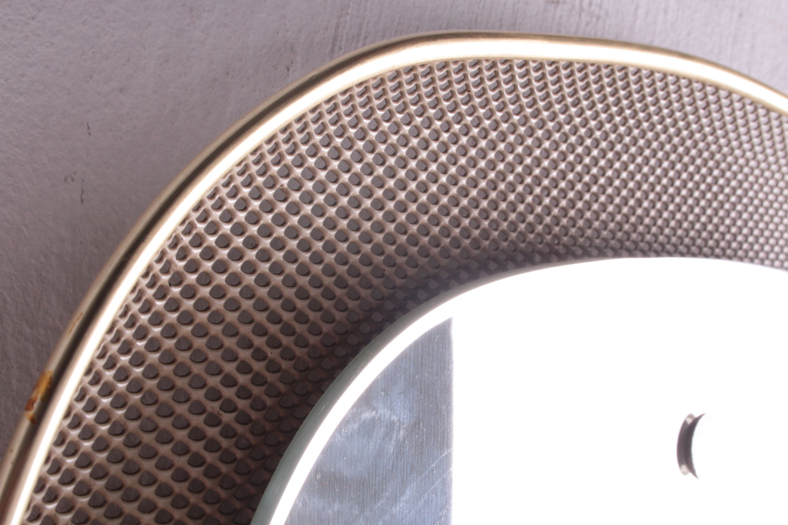 Oval wall mirror from Vereinigte Werkstätten Munich 1955