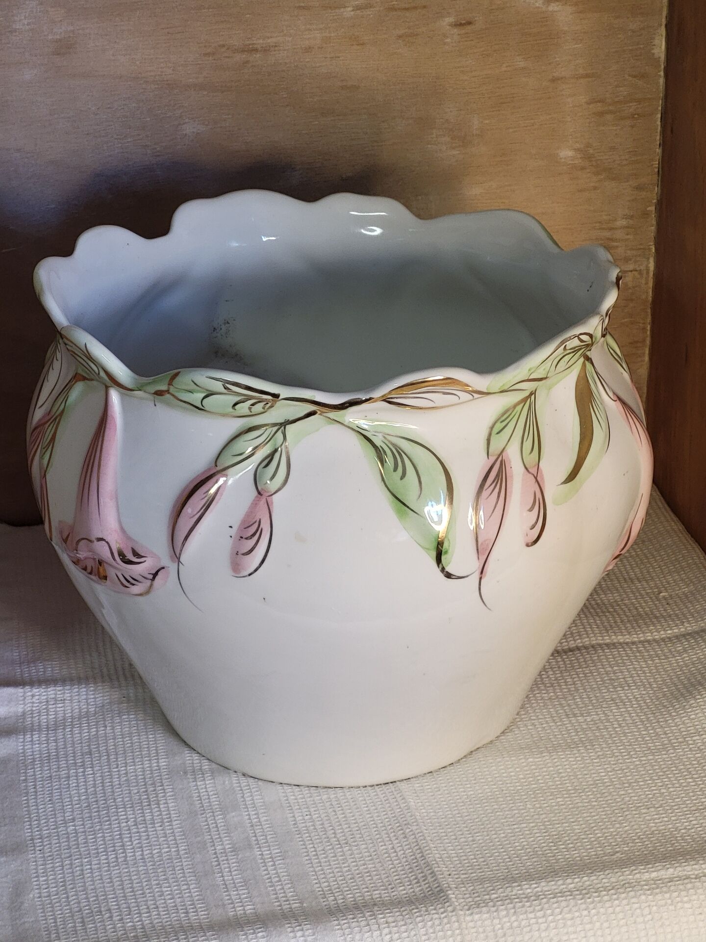 Vintage plant pot