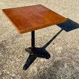 Bistro table in cast iron