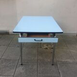 Kitchen table and chairs formica