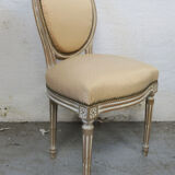 Paire de chaises de style Louis XVI