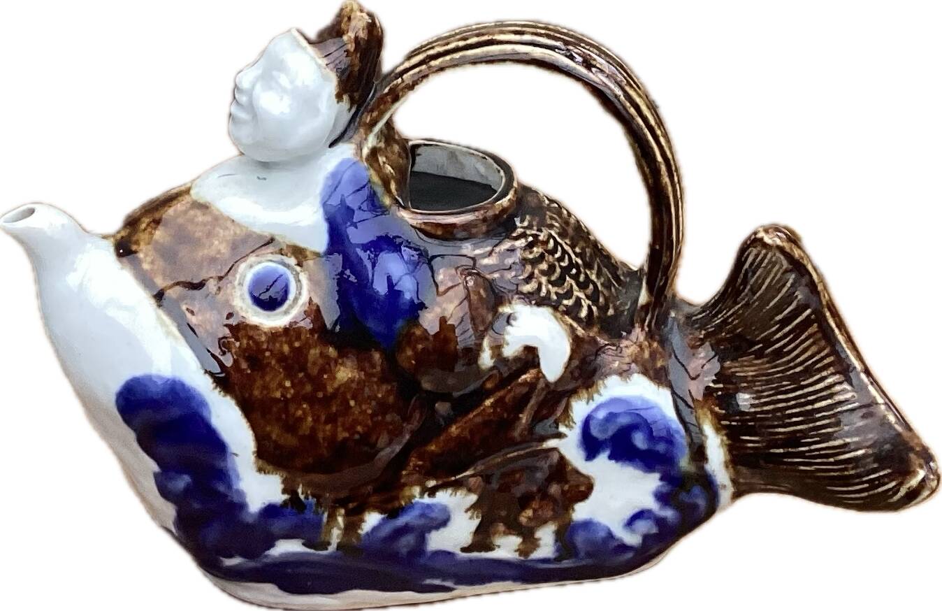 Hirado Teapot Riding Carp Tea 1860-1910