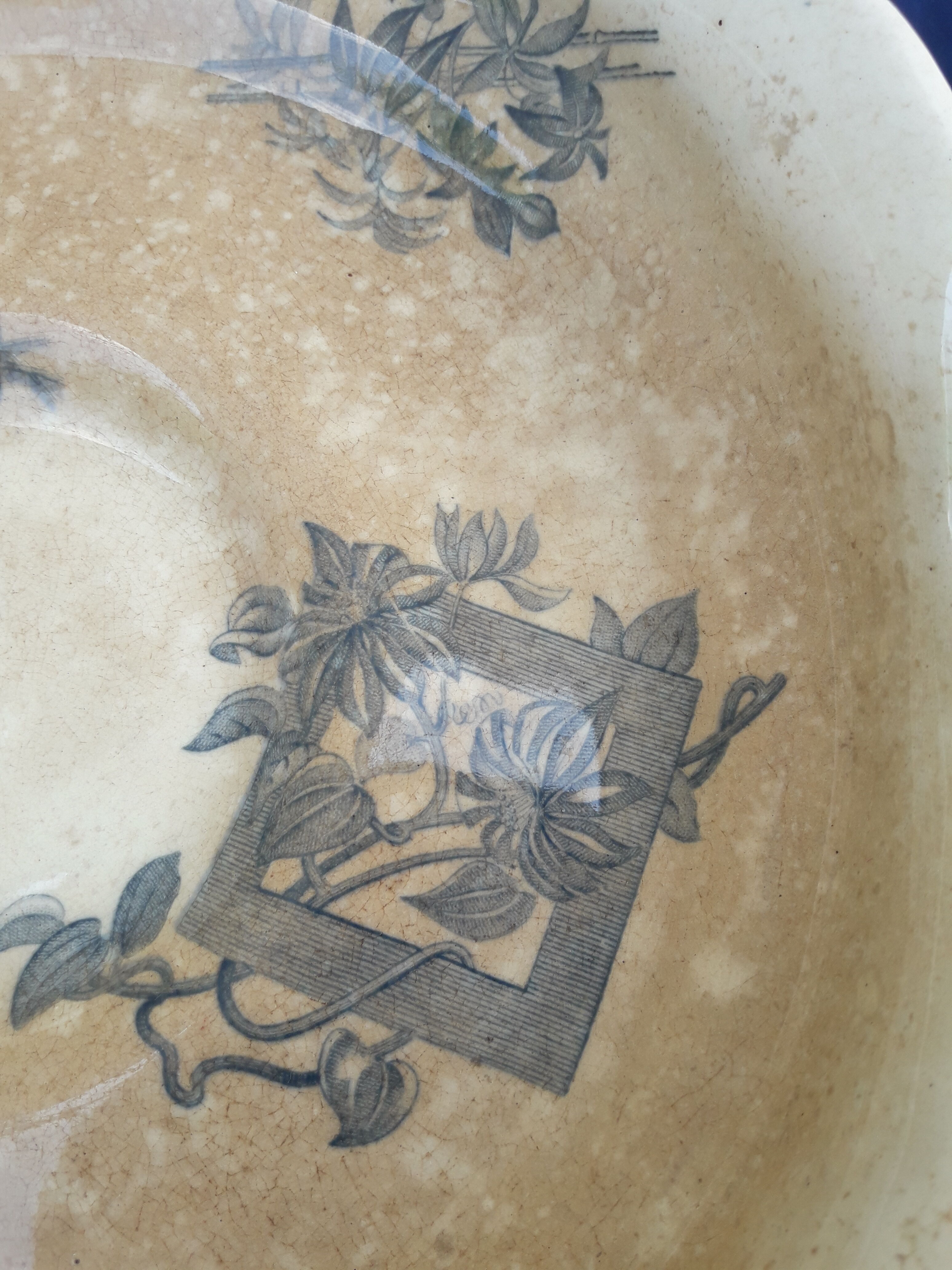 Earthworks Compotier The large emile bourgeois depot model Regency diam 23.5 cm