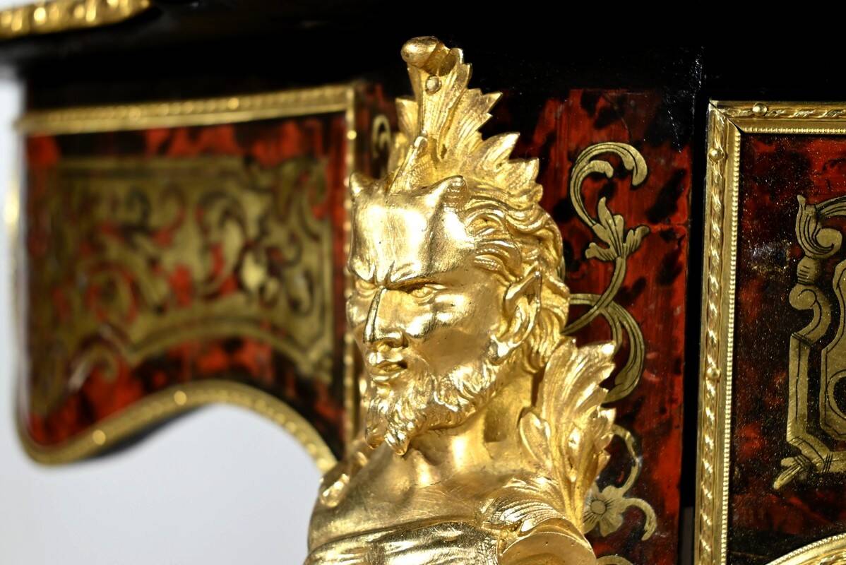 Table d’Apparat en Poirier Noirci, époque Napoléon III – Milieu XIXe