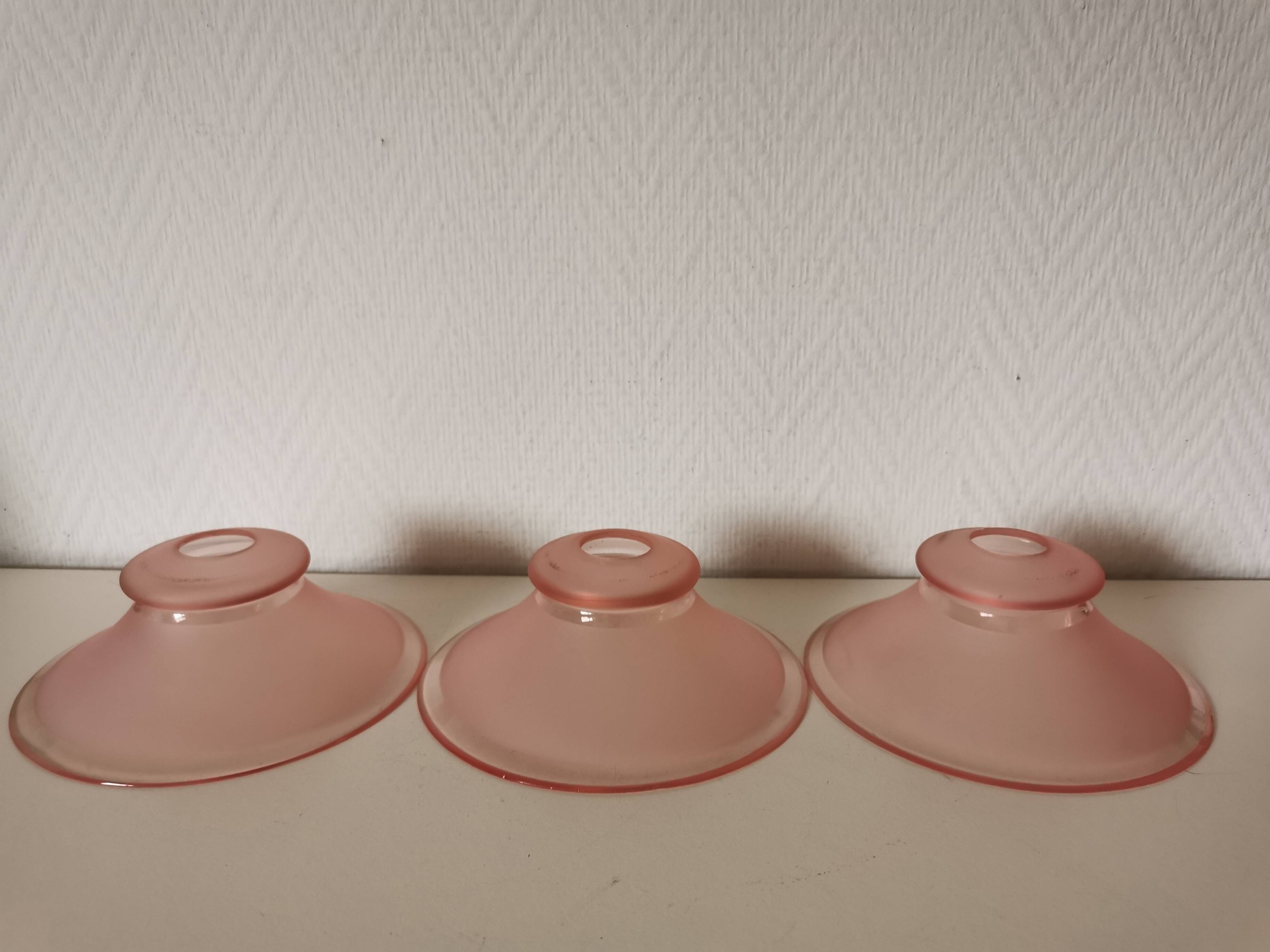 small pink lampshade in pink granite glass from the 50s