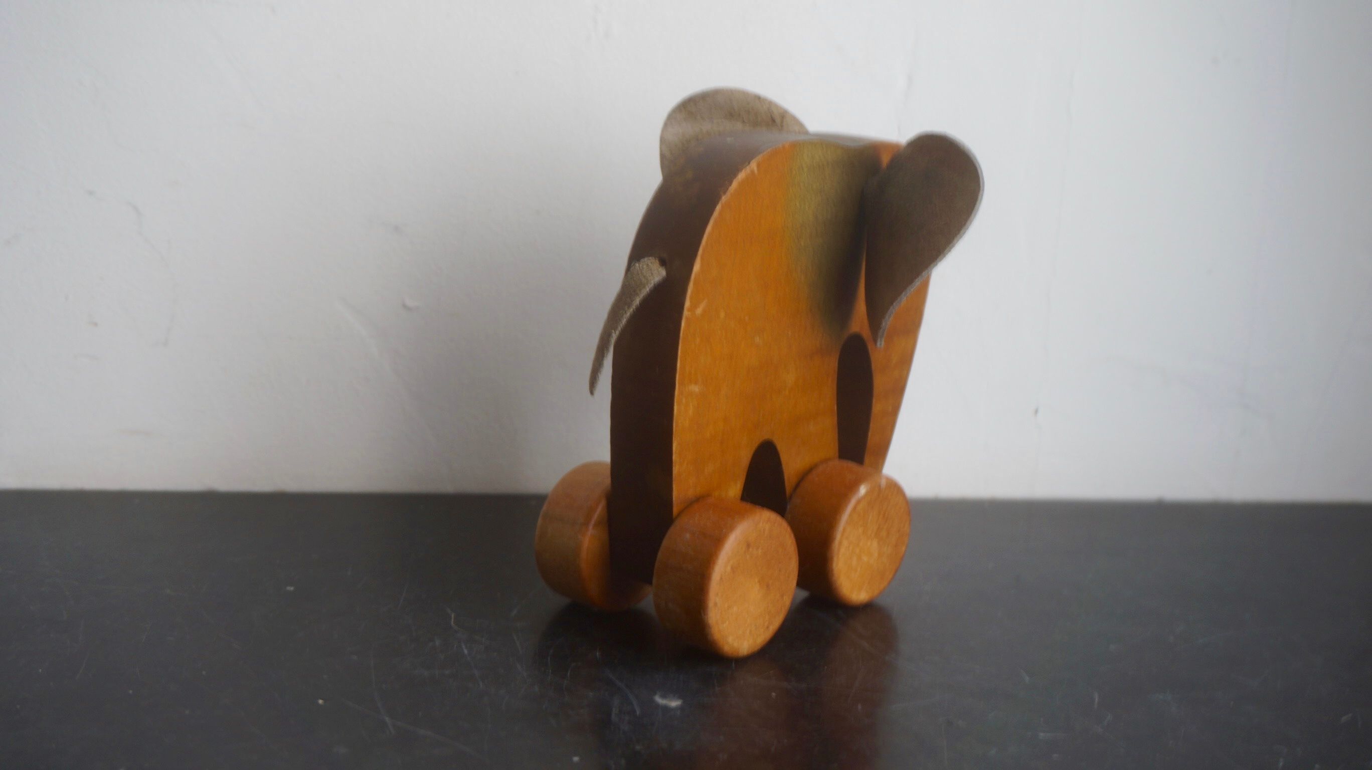Wooden elephant toy
