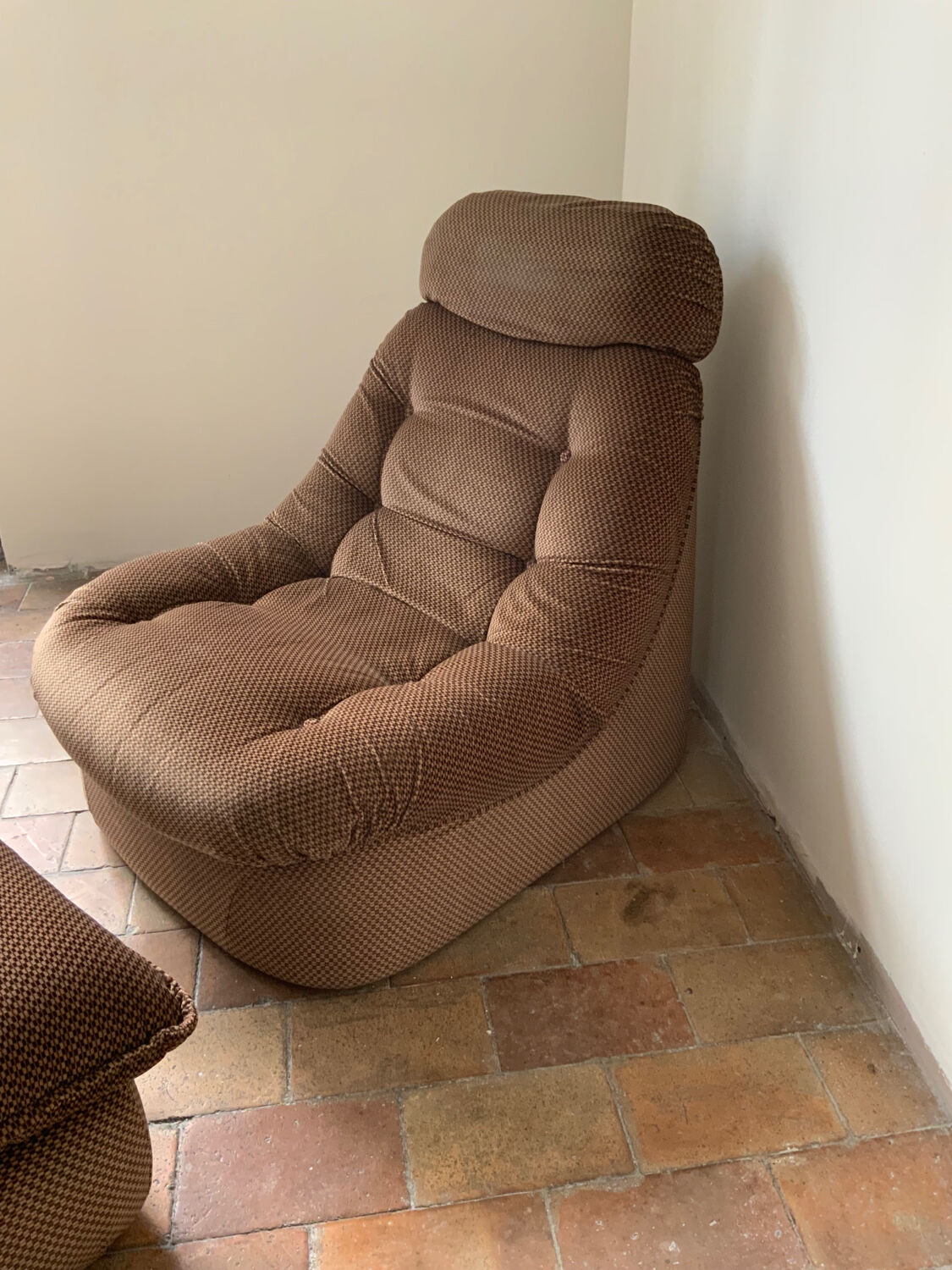 70' fireside chair and ottoman