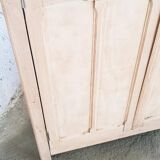 Vintage Parisian wardrobe