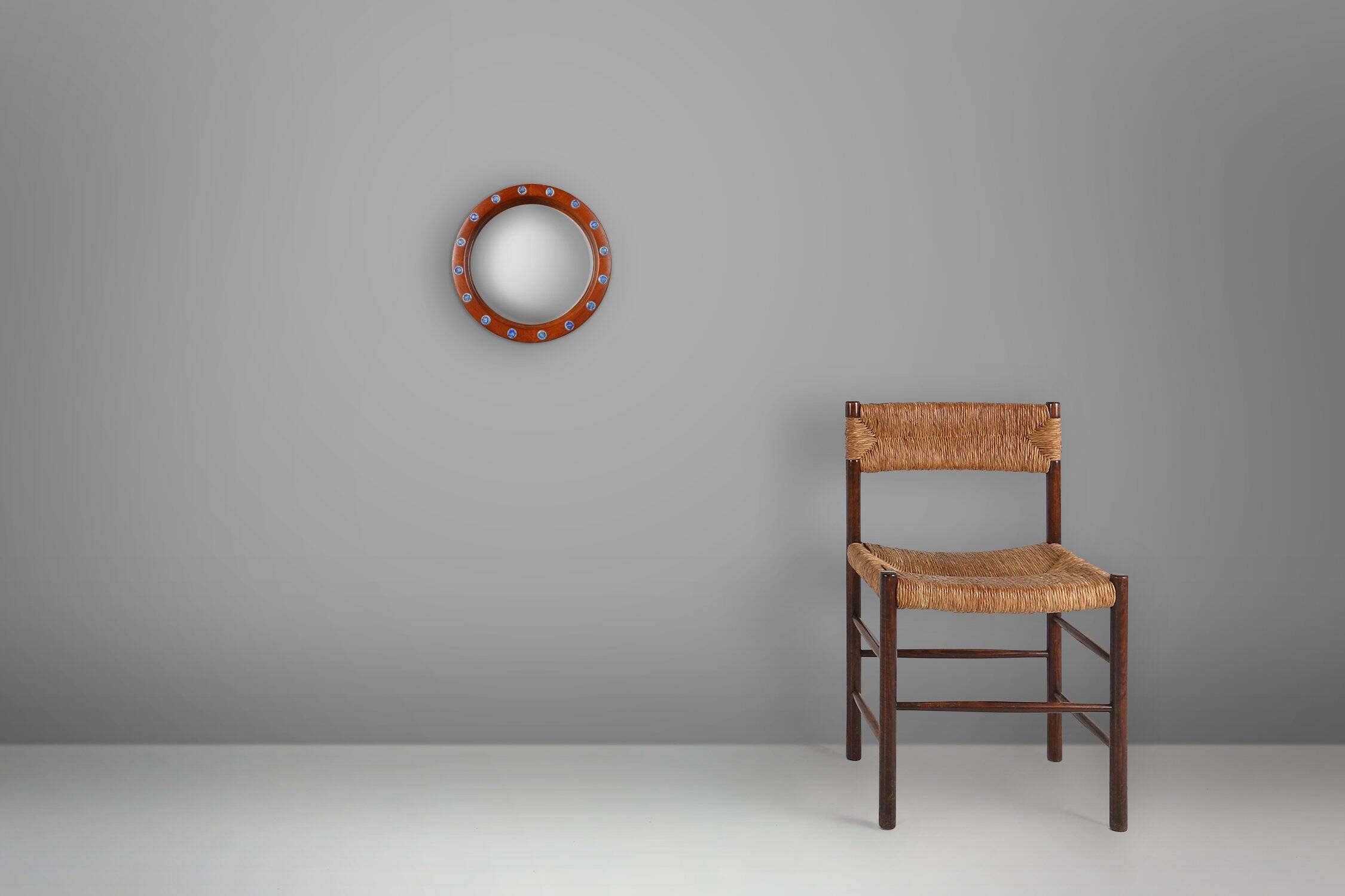 French round wooden mirror with elegant blue and white glass decoration, 19