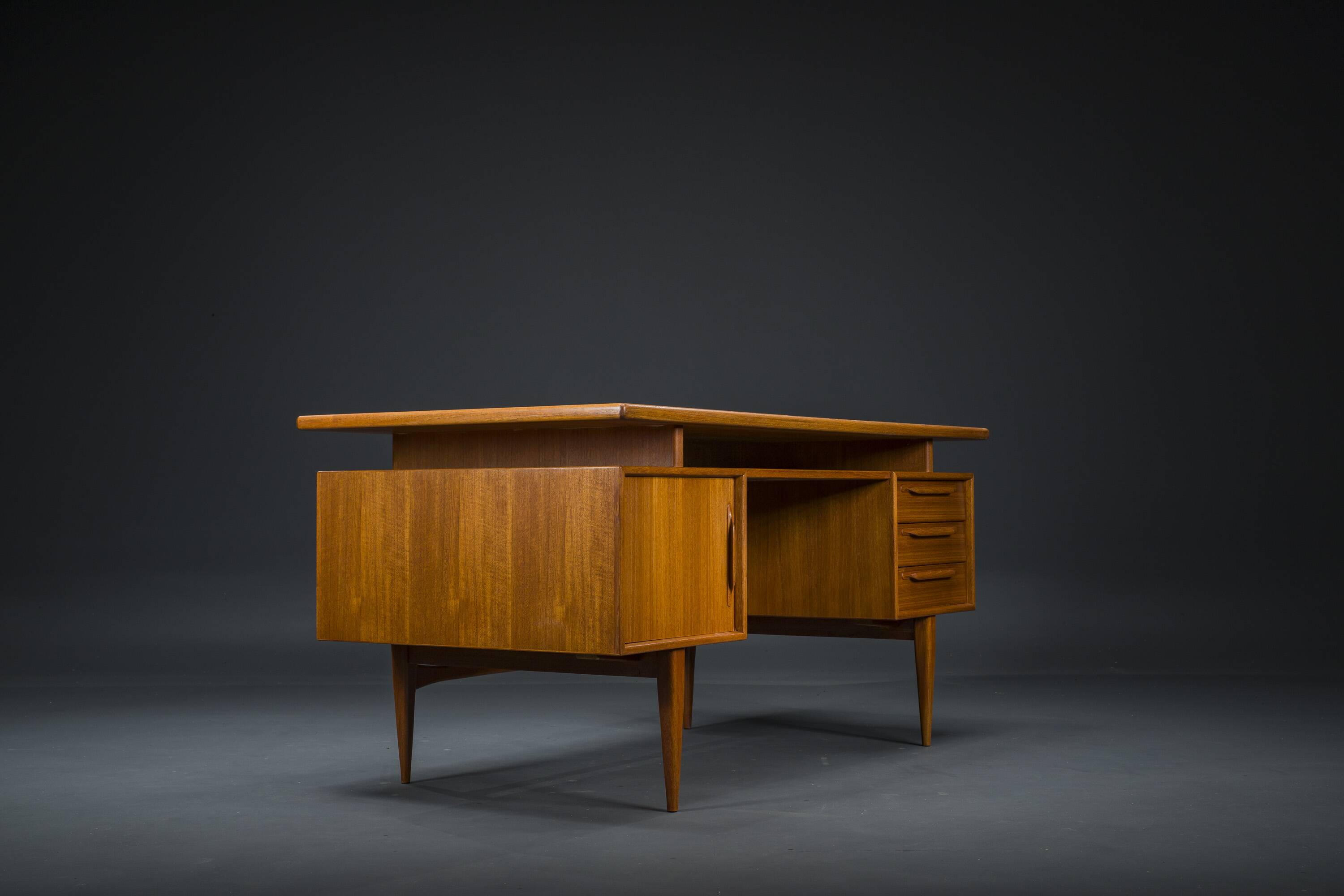 Bureau Modèle Rt200 en Teck par Heinrich Riestenpatt, 1960s