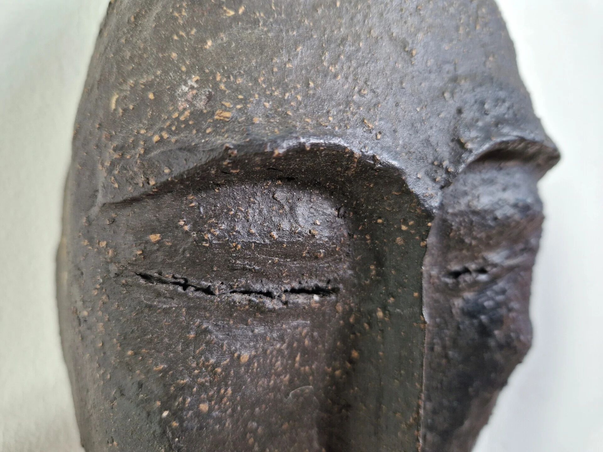 Grog clay wall mask | 20th century