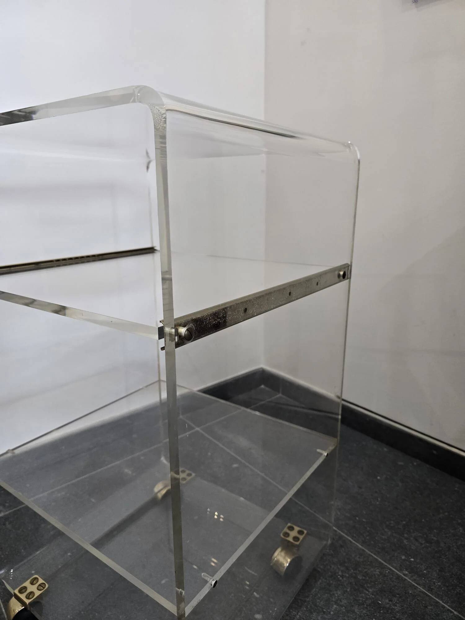 Rolling dessert trolley in plexiglass – Marais International – 1970s-1980s