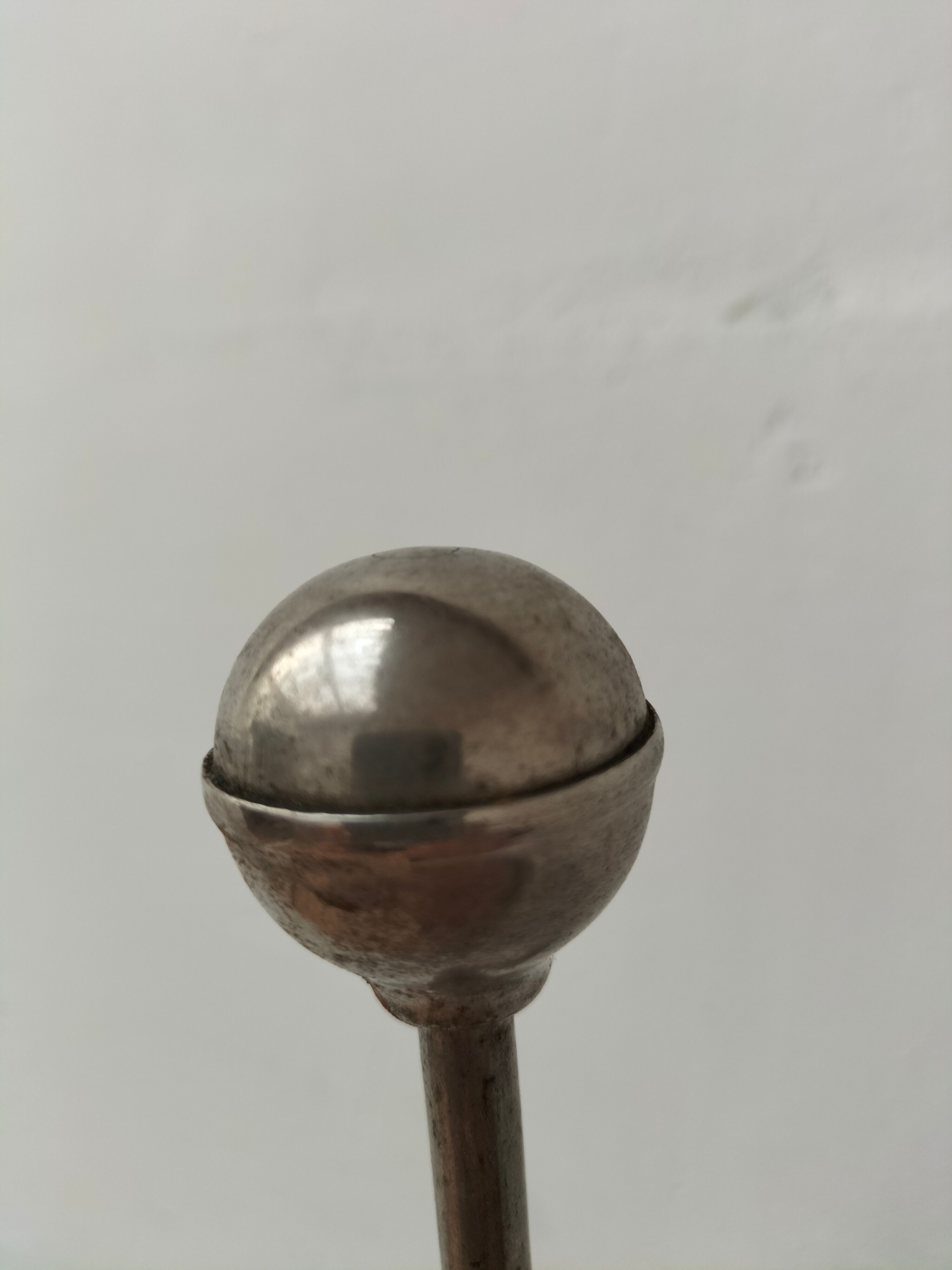 Series of 6 hooks