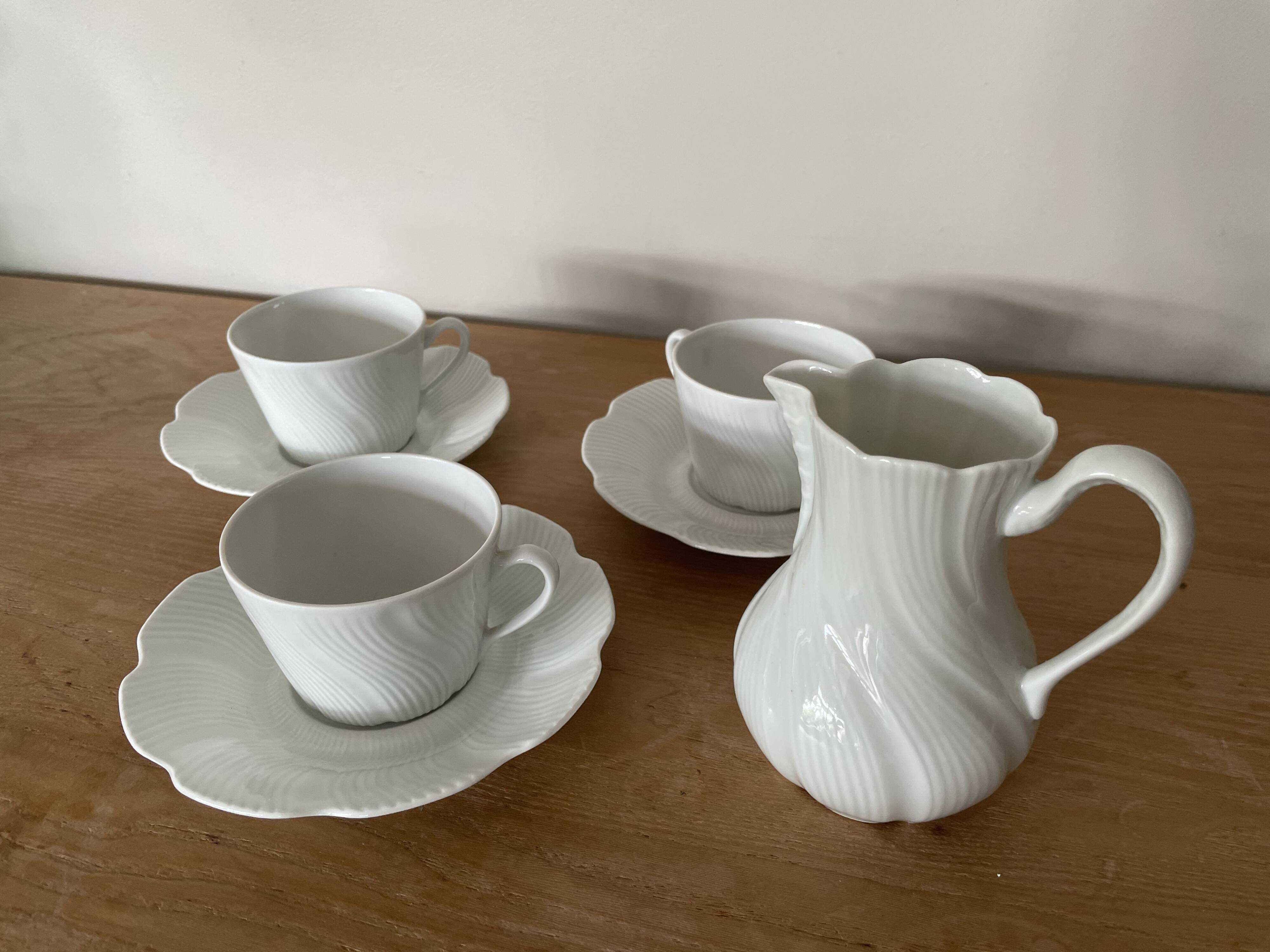 set of 3 coffee cups with matching small milk jug