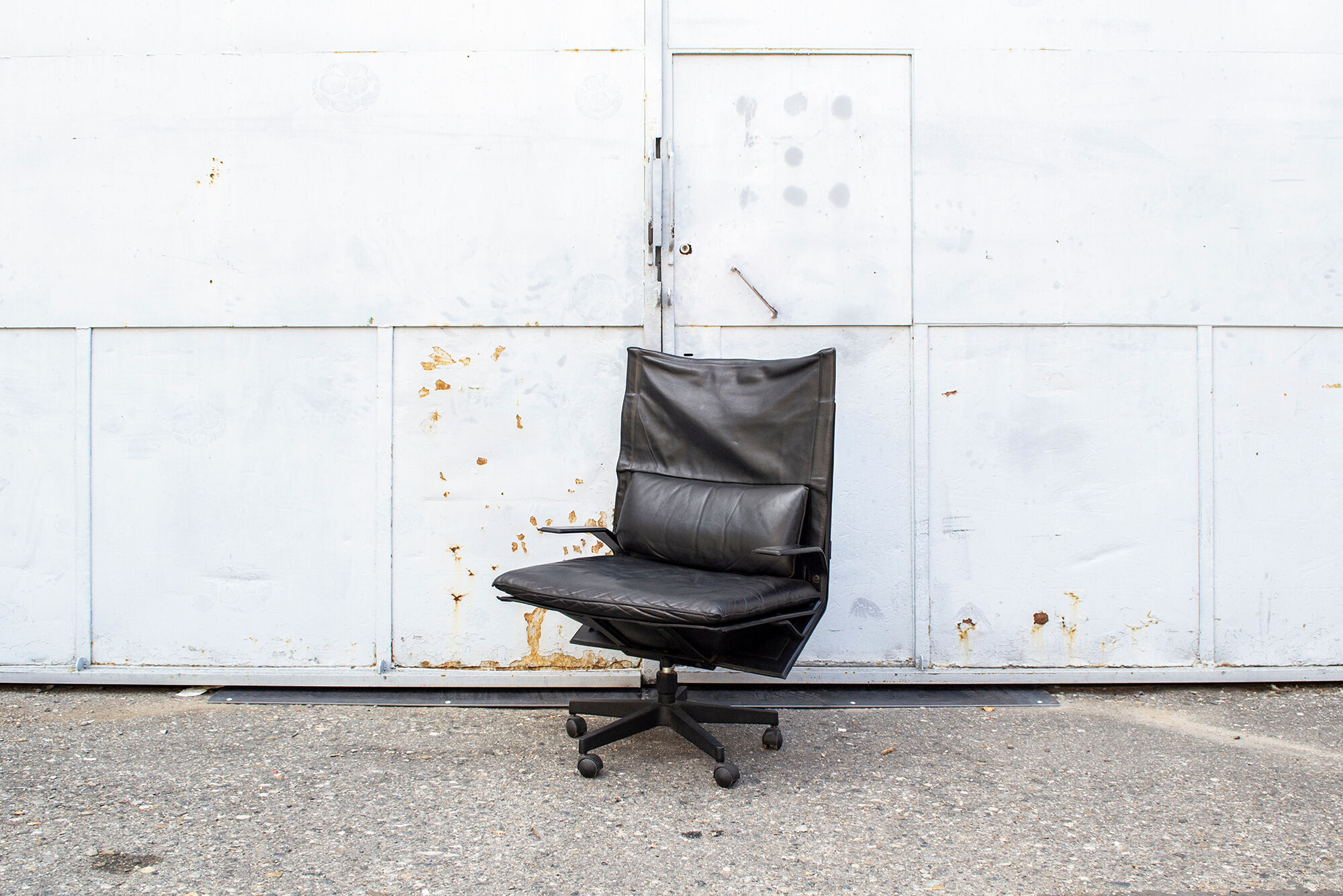 Leather desk armchair by Bernini Italia Anni '80