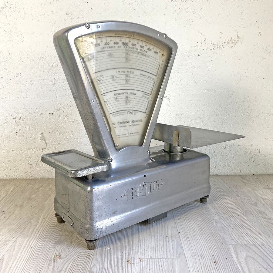 Vintage postal sorting scale 50's