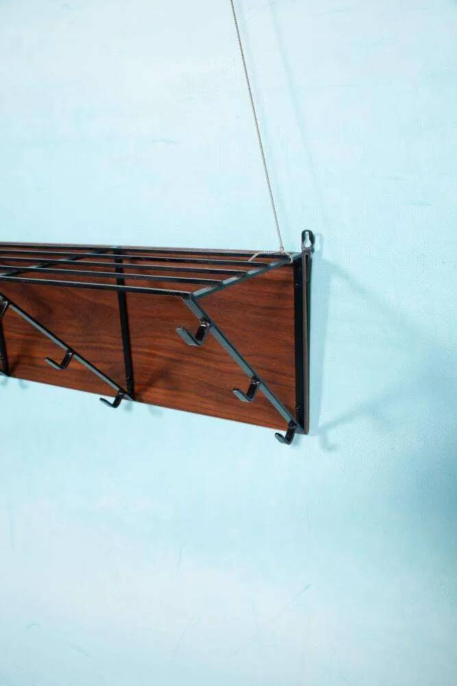 Portemanteau vintage en teck et métal noir, style milieu du siècle