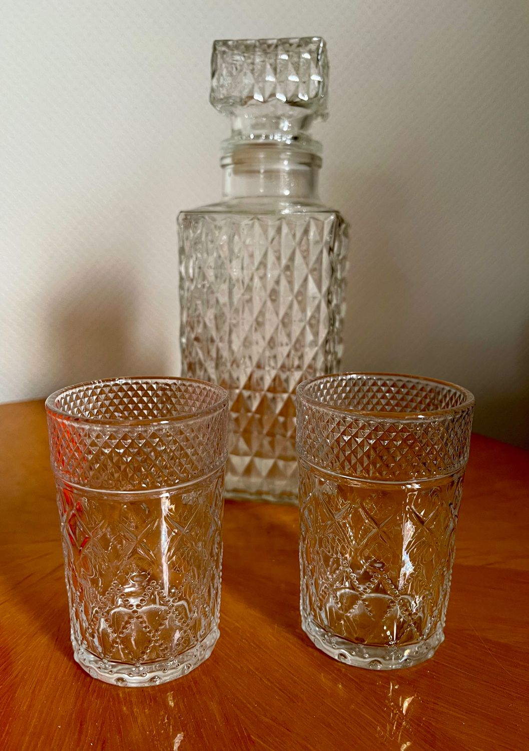 Set of two vintage glasses Design France