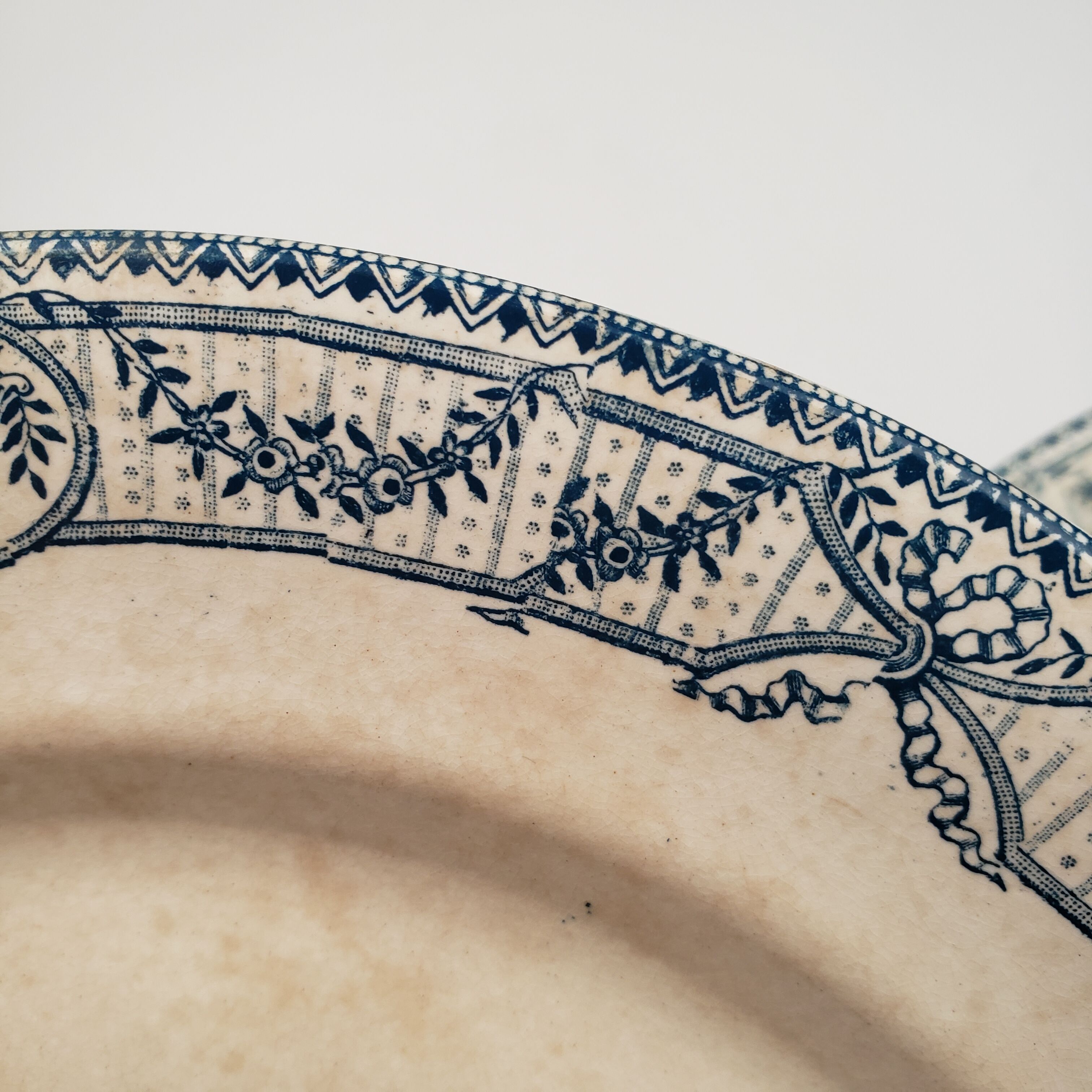 Duo de plat - R&A Terre de Fer Salins - Directoire model