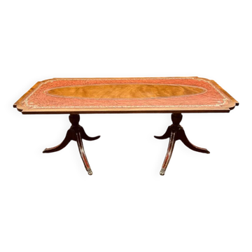 Table basse Chesterfield anglaise antique avec plateau en cuir