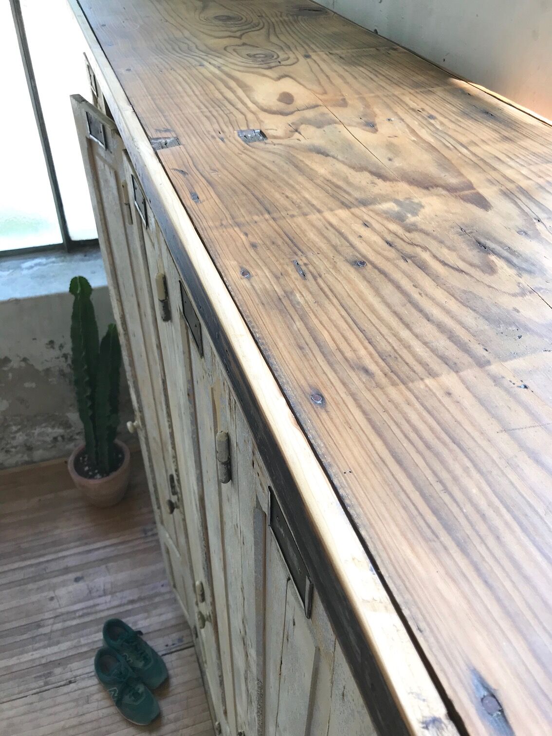 Wooden workshop vestiary