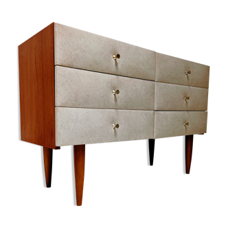 Vintage wooden chest of drawers
