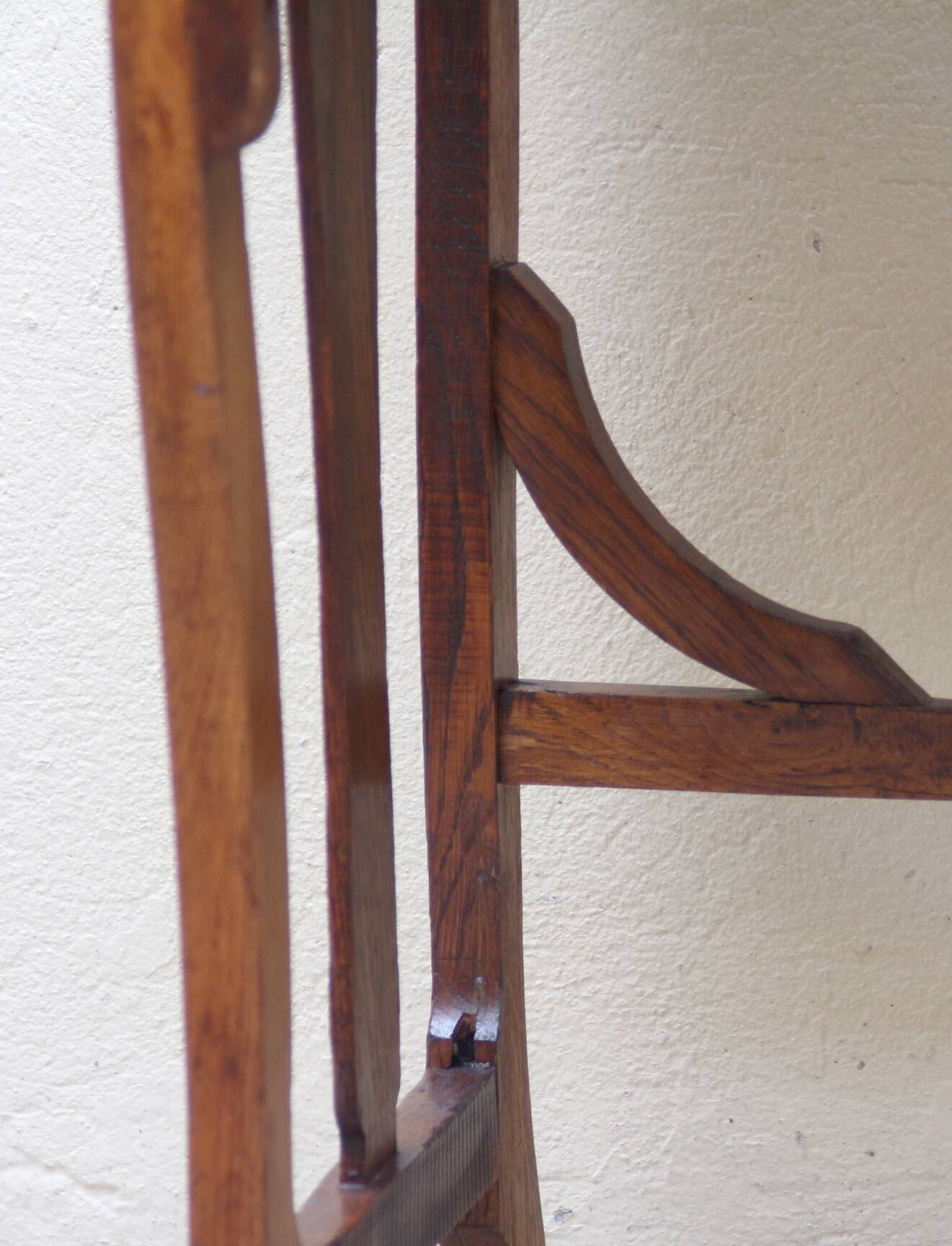 Exceptional: 19th century oak serving trolley, comes from the Senate