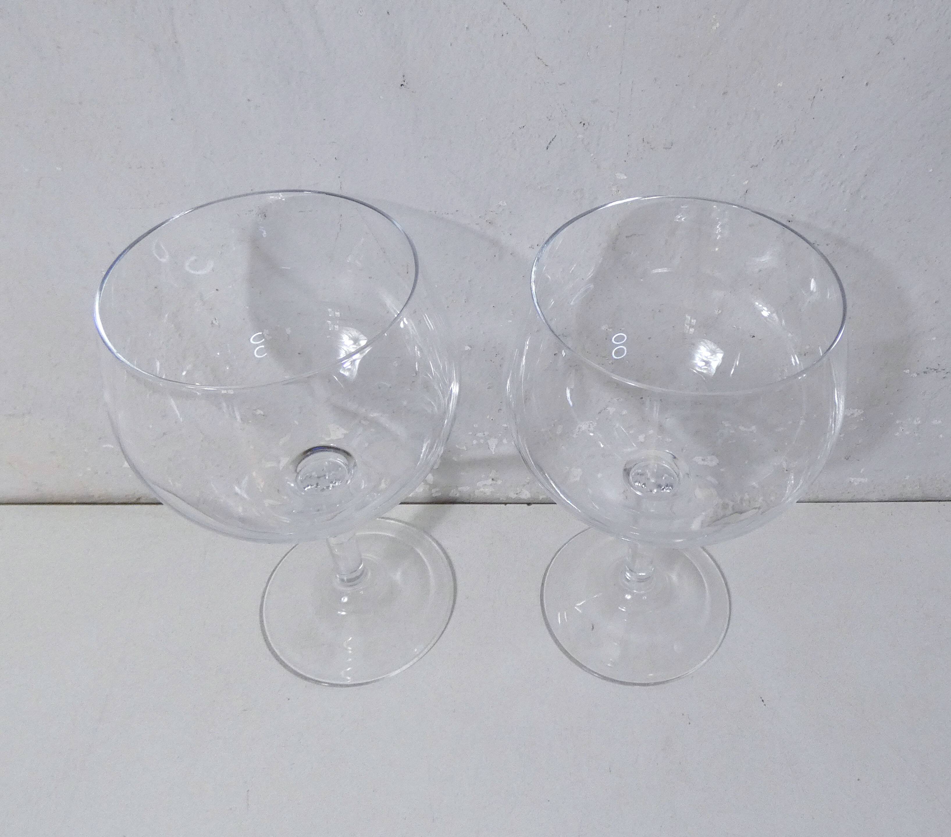 2 crystal wine tasting stemmed glasses