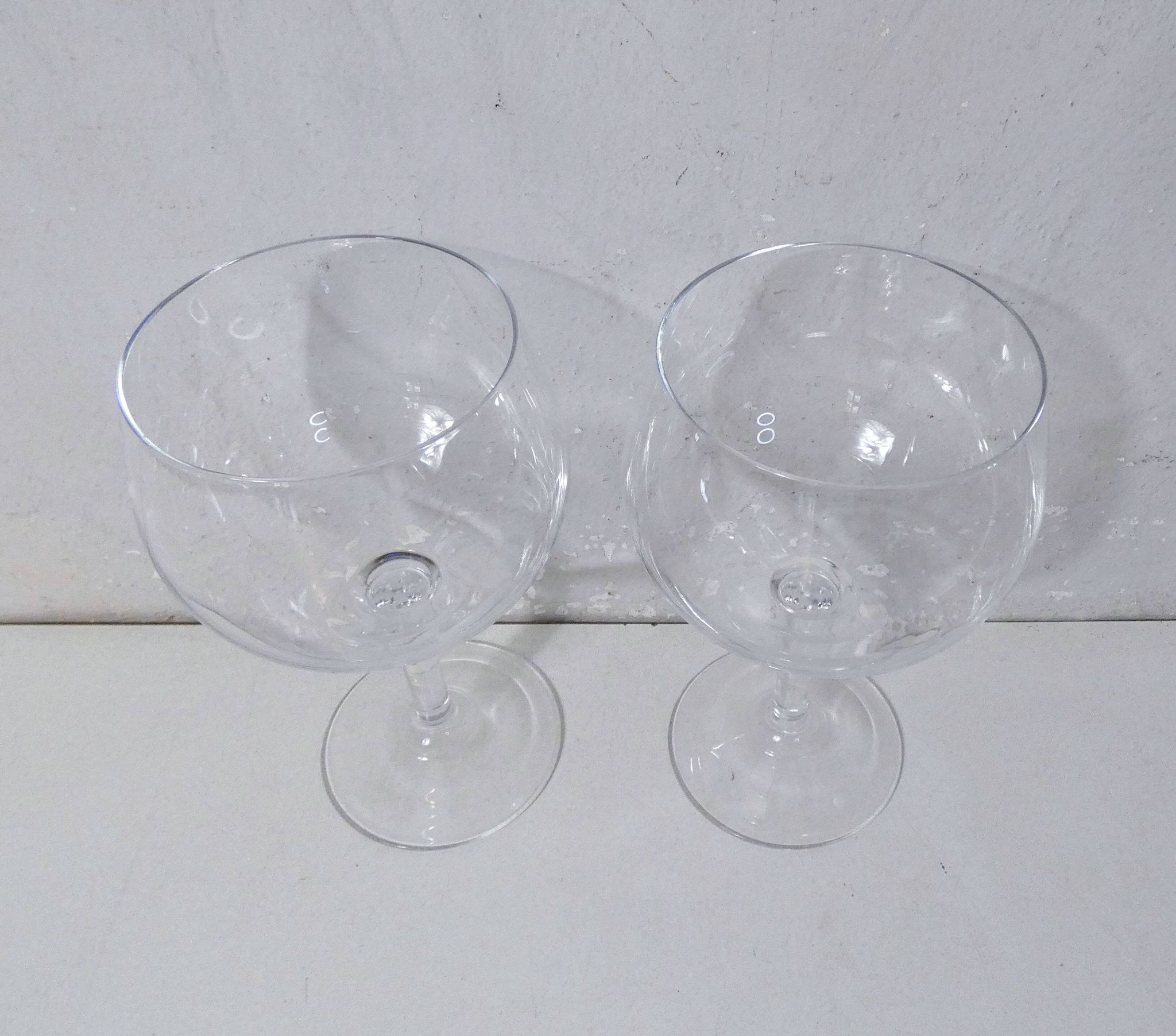 2 verres à pied en cristal vin dégustation